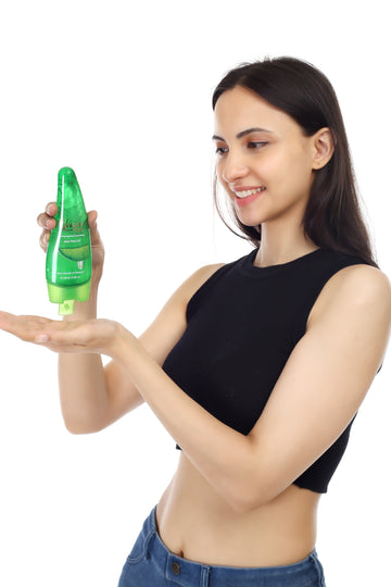 grren bottole of aloe vera gel grren bottole of aloe vera gel